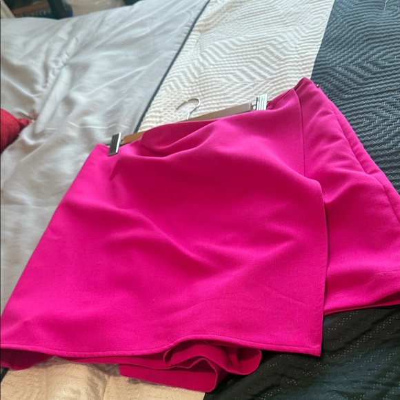 Vibrant Pink nine W. women's skort! size large - Picture 6 of 8
